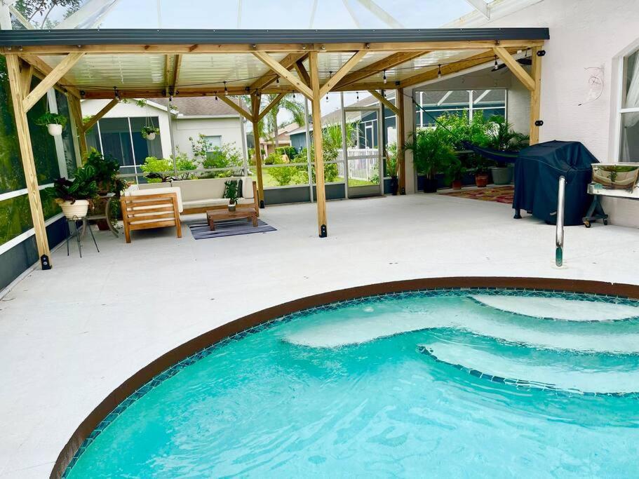 Sandy Oasis 5 Bedroom With Pool Sarasota Bradenton Exterior foto